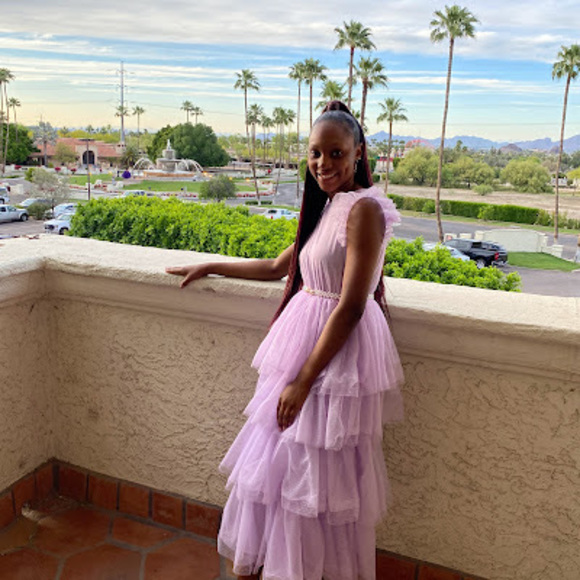 Meet your Posher, Jade - Picture 1 of 1